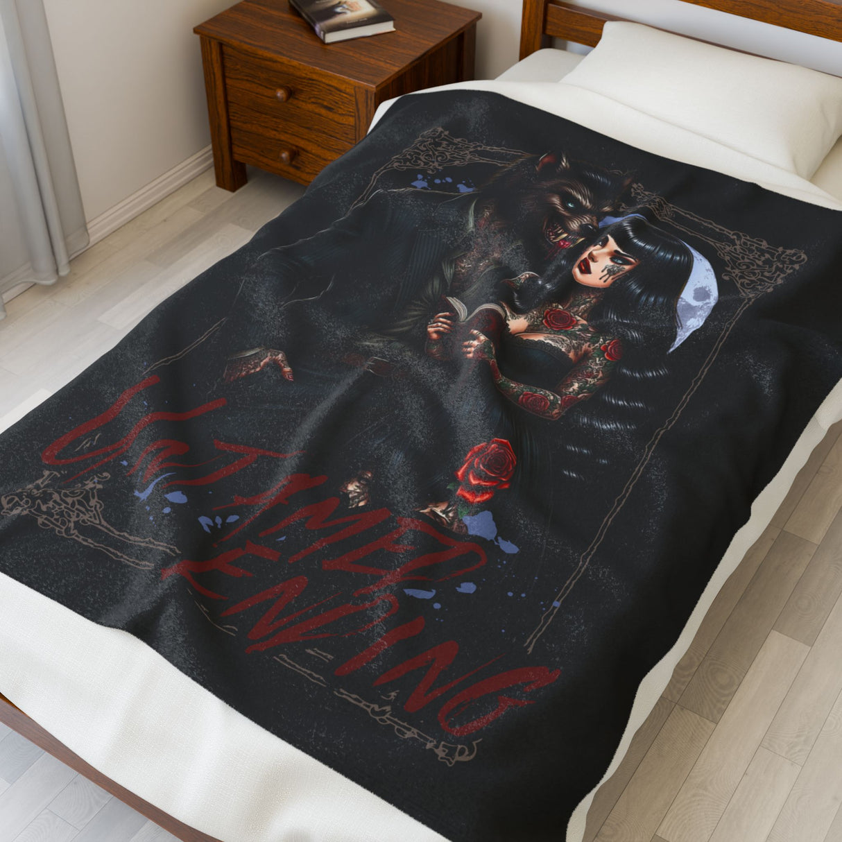 UNTAMED HEARTS - WEREWOLF & TATTED LADY - BOOK LOVERS Velveteen Plush Blanket