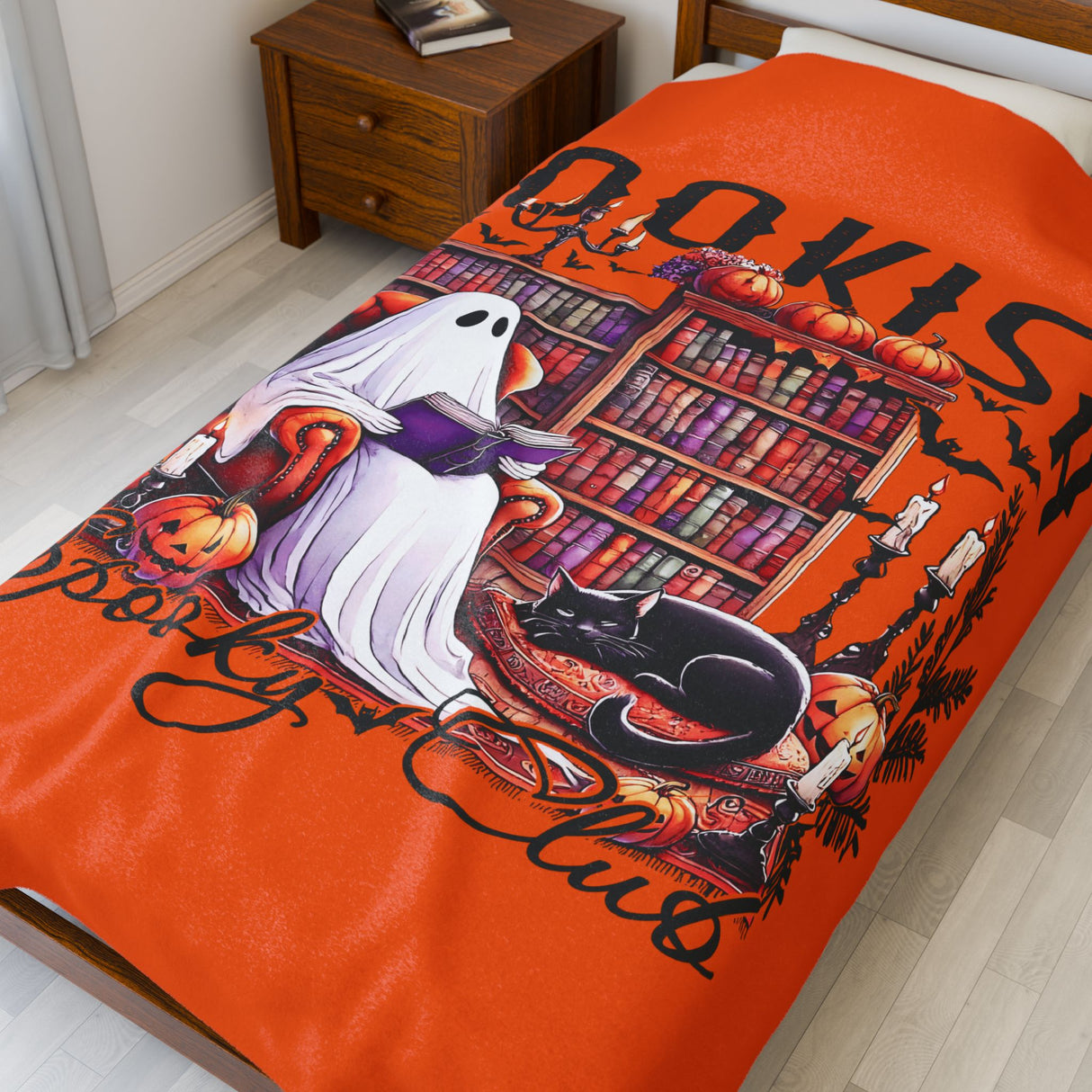BOOKISH SPOOKY CLUB Velveteen Blanket