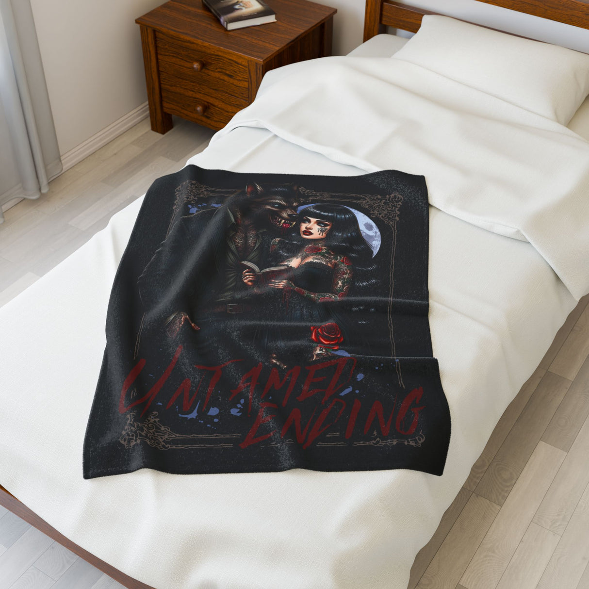 UNTAMED HEARTS - WEREWOLF & TATTED LADY - BOOK LOVERS Velveteen Plush Blanket