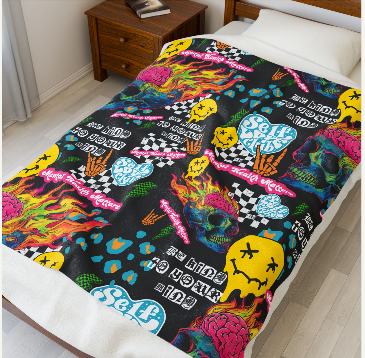 *EXCLUSIVE*MYSTERY BOX - Summer Flip Flops, Blanket, Libby Glass, & TShirt/Tank Top