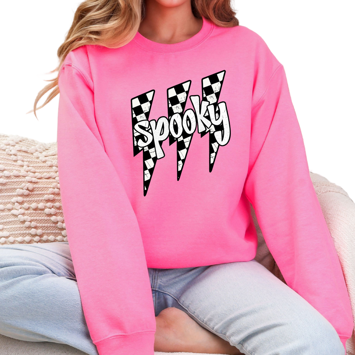 SPOOKY CHECKERED LIGHTNING BOLTS