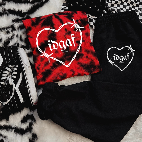 **COMPLETE SET** IDGAF Red & Black Tie Dye TShirt & Matching Sweatpant Set